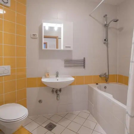 Fuer 6 Personen Ca 75 M In Basanija, Istrien Umag Und Umgebung Apartment Basanija